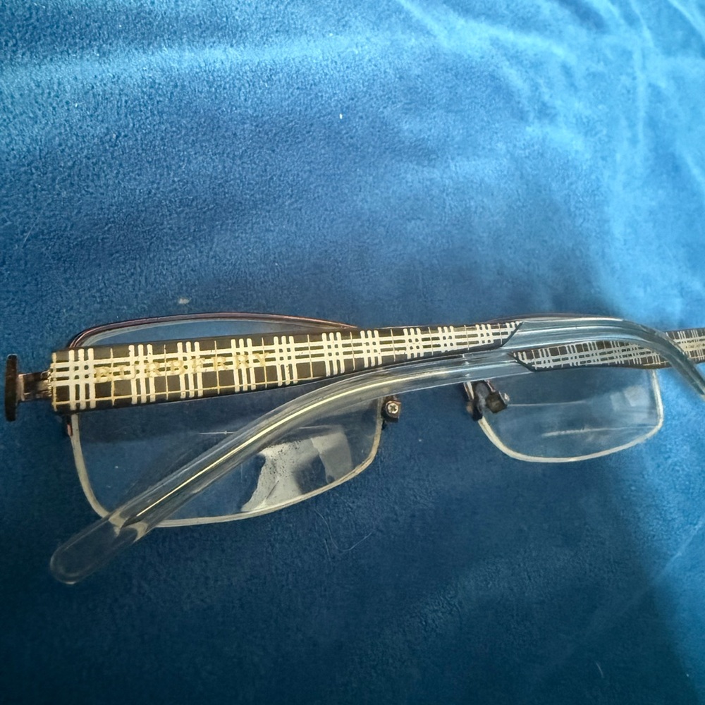 Burberry framed glasses like new